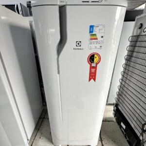 Refrigerador 240L 1 Porta Classe A 220 Volts, Branco, Electrolux (Nova De Outlet) 1 Ano De Garantia